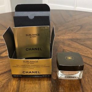 SUBLIMAGE LE TEINT 
FOUNDATION
CHANEL